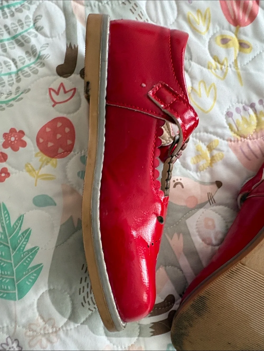 N/A classic red